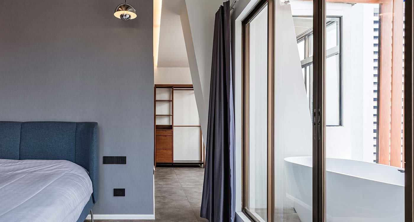 From Foreclosure Condo to Contemporary Bangkok Loft Condo — project image